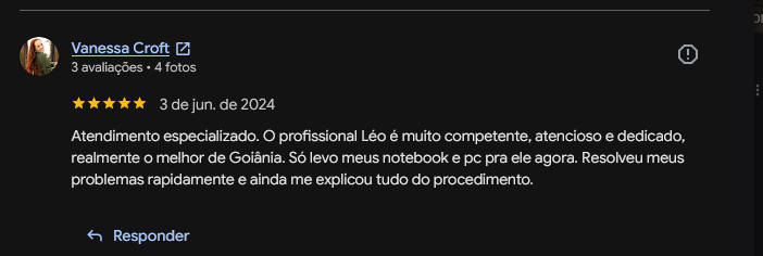 Avaliação de 5 estrelas de Vanessa Croft no Google elogiando o atendimento especializado, a competência e a dedicação do profissional Léo.